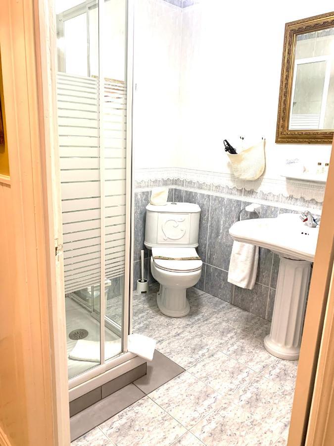 Hostal Boutique Puerta Del Sol Торрелавега Екстер'єр фото