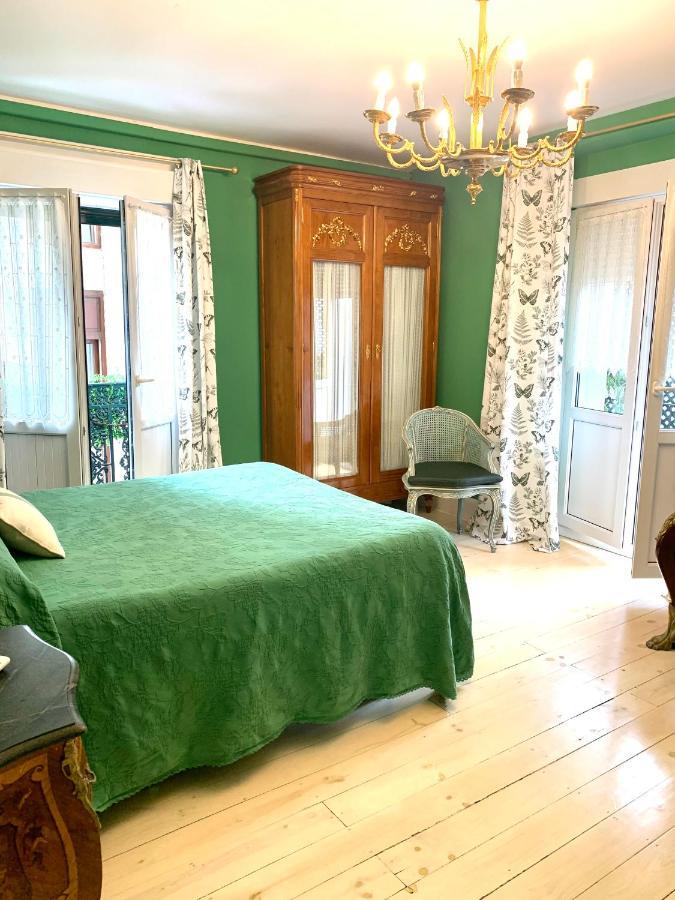 Hostal Boutique Puerta Del Sol Торрелавега Екстер'єр фото