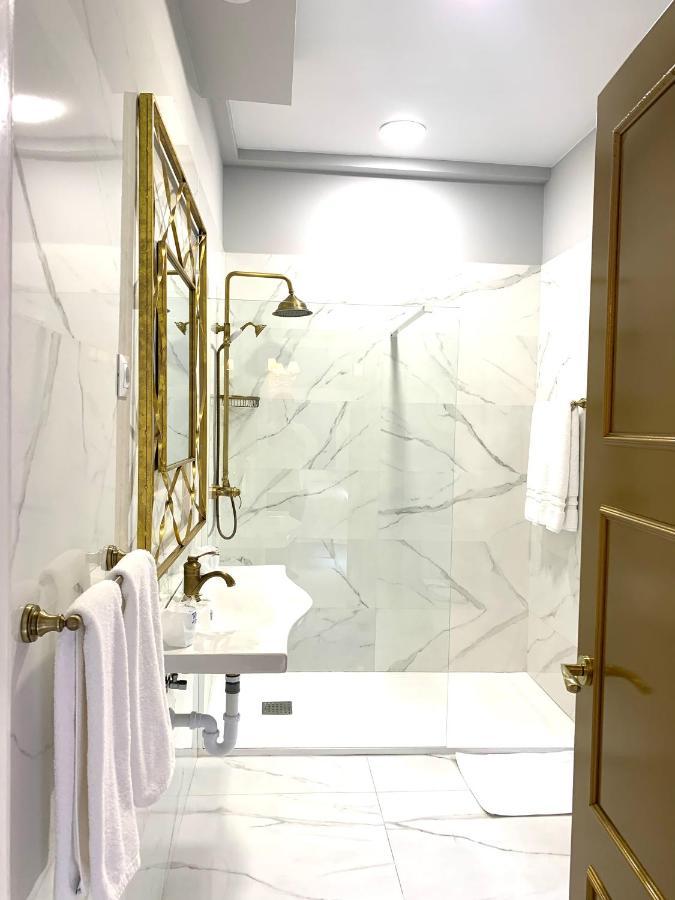 Hostal Boutique Puerta Del Sol Торрелавега Екстер'єр фото