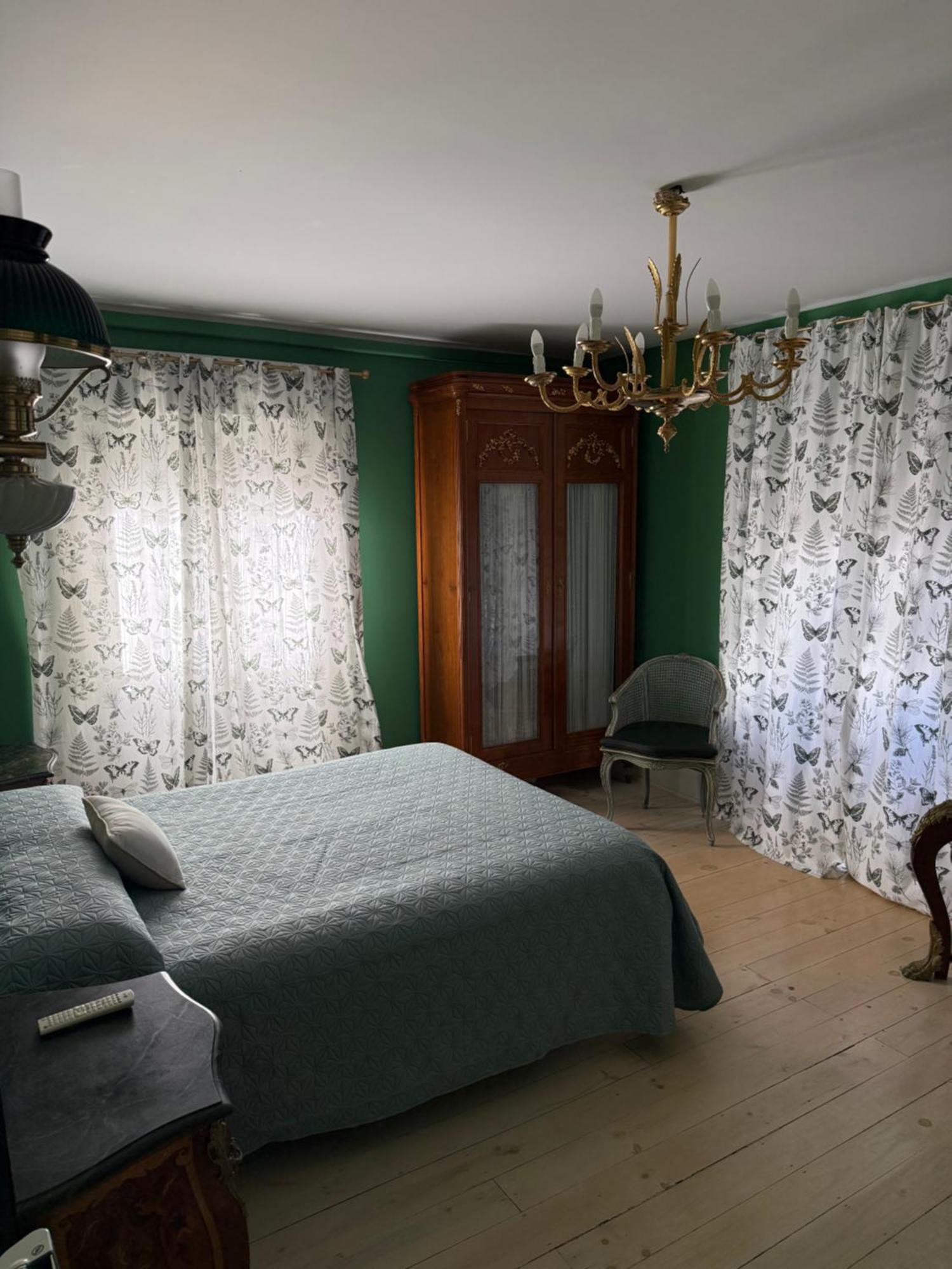Hostal Boutique Puerta Del Sol Торрелавега Екстер'єр фото