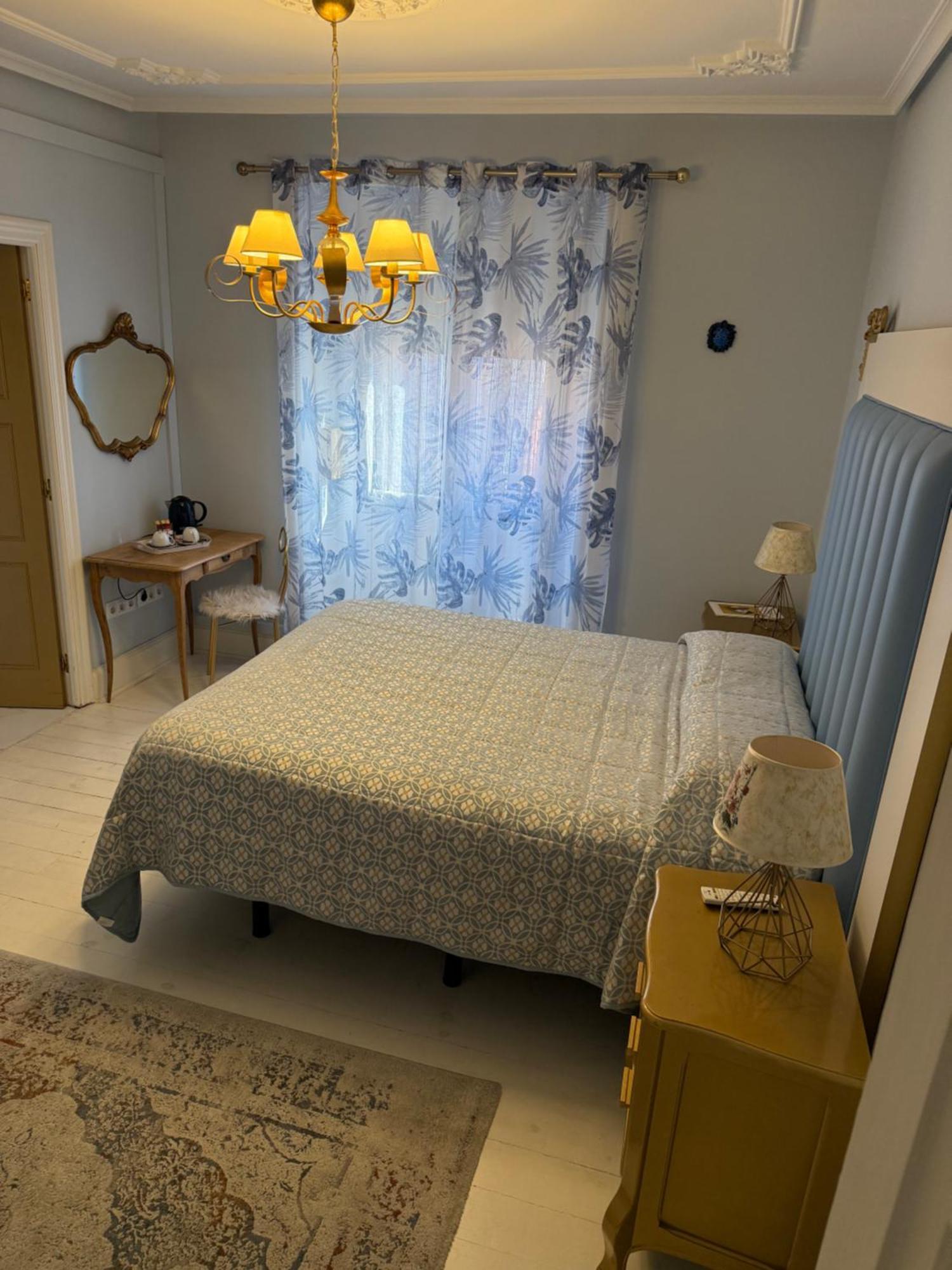 Hostal Boutique Puerta Del Sol Торрелавега Екстер'єр фото